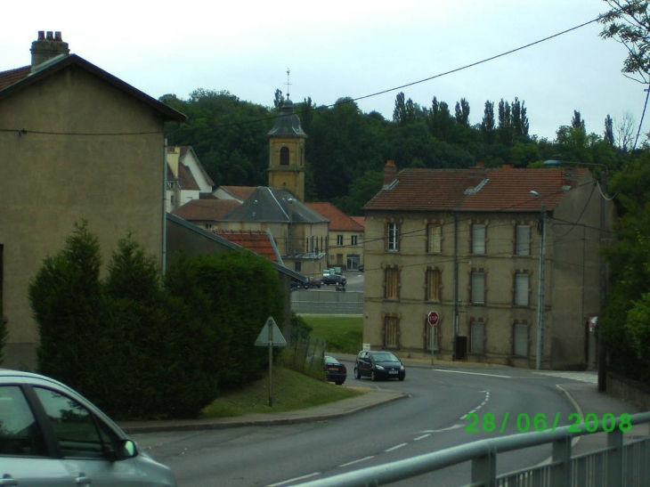 Vue de l'église - Conflans-en-Jarnisy