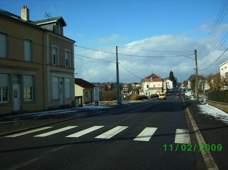 Rue principale - Crusnes