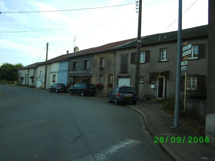 Rue principale - Fléville-Lixières