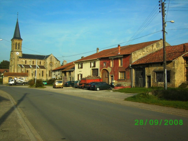 Rue principale - Fléville-Lixières