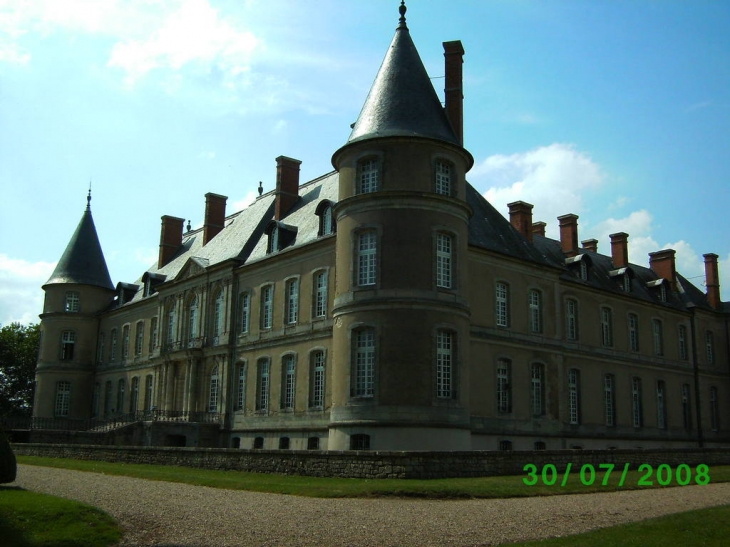 Angle du châteaux - Haroué