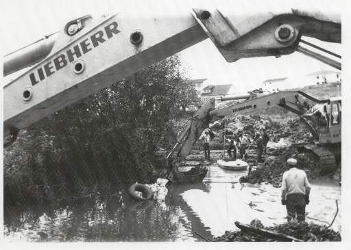 Pose d'une canalisation dans l' Yron - Jarny