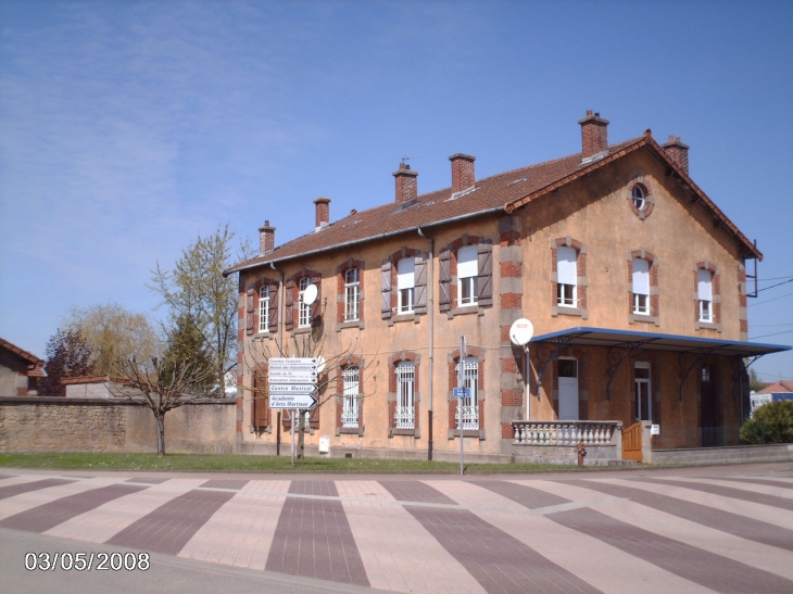 Ancienne caserne - Labry