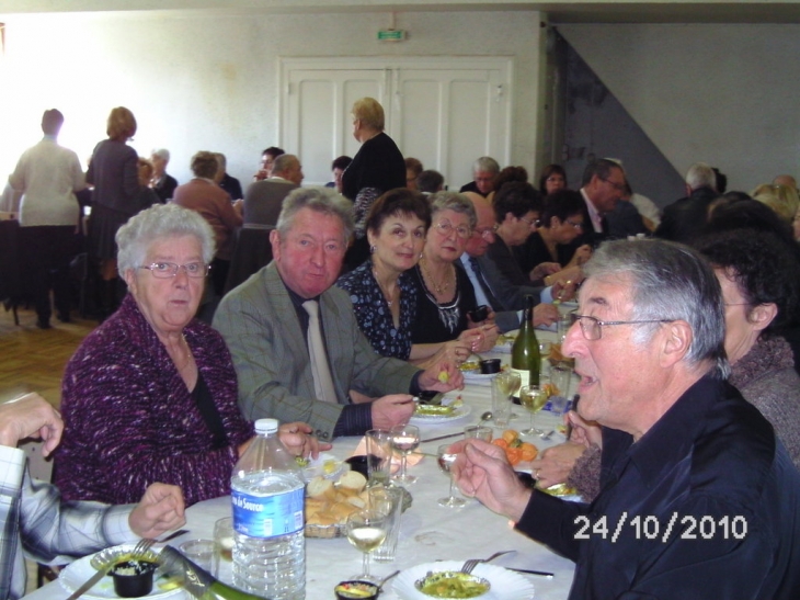 Repas des anciens - Lantéfontaine