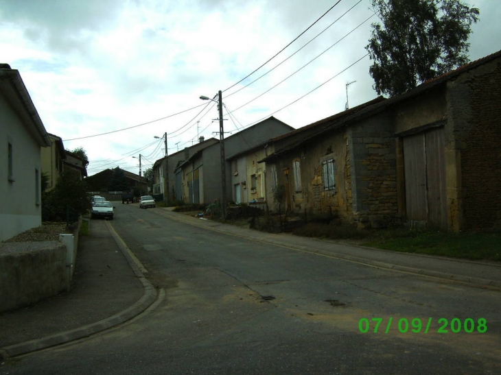 Rue des fleurs - Lubey