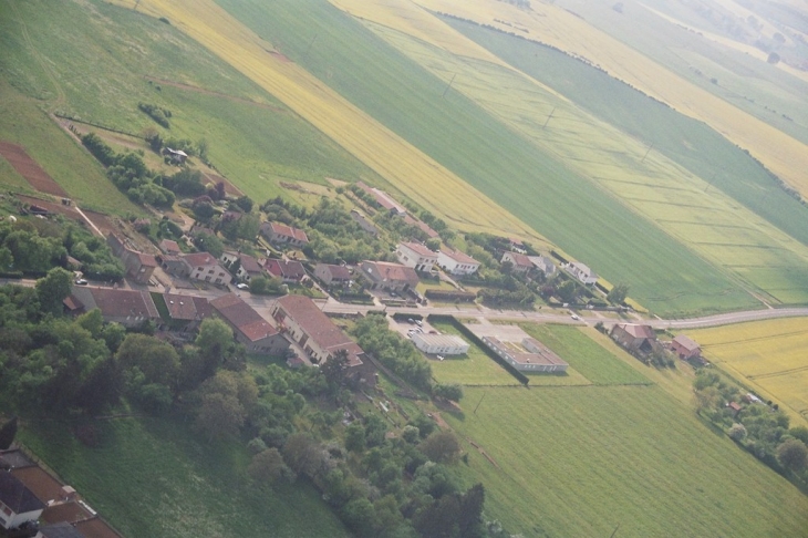 Vue aérienne du village - Mance