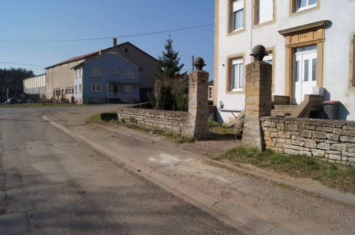 BATIMENT ANCIEN - Sancy