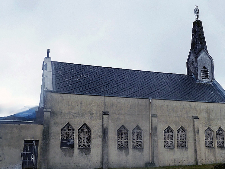 Revermont : l'église - Viviers-sur-Chiers