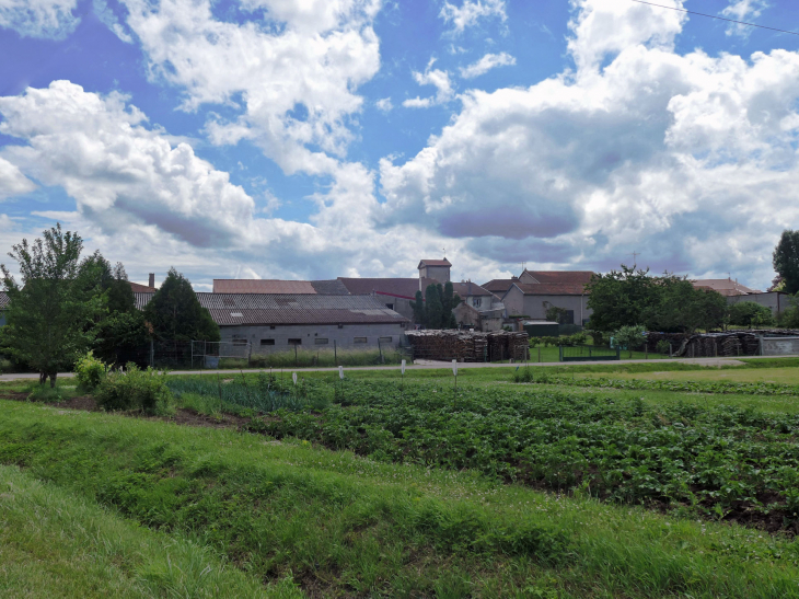 Vue sur le village - Xures