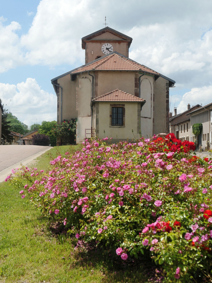 Le chevet de l'église - Xures