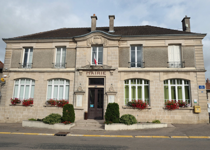 La mairie - Aubréville