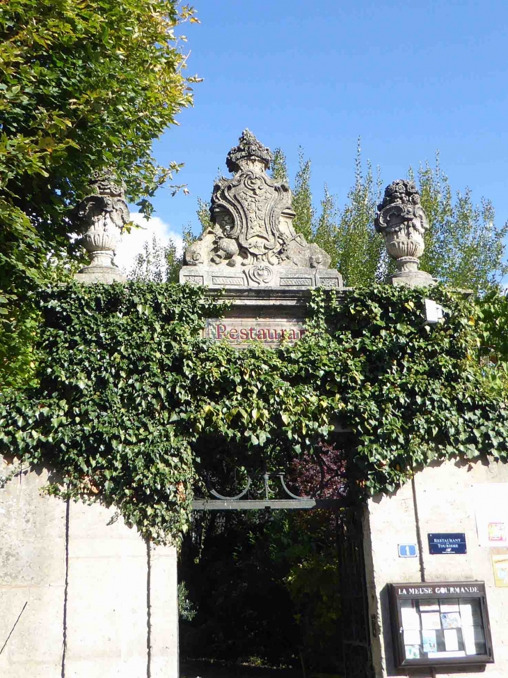 Rue François de Guise : restaurant - Bar-le-Duc