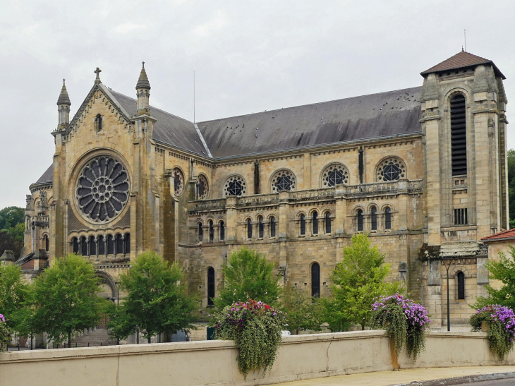 Ville basse : l'église Saint Jean - Bar-le-Duc