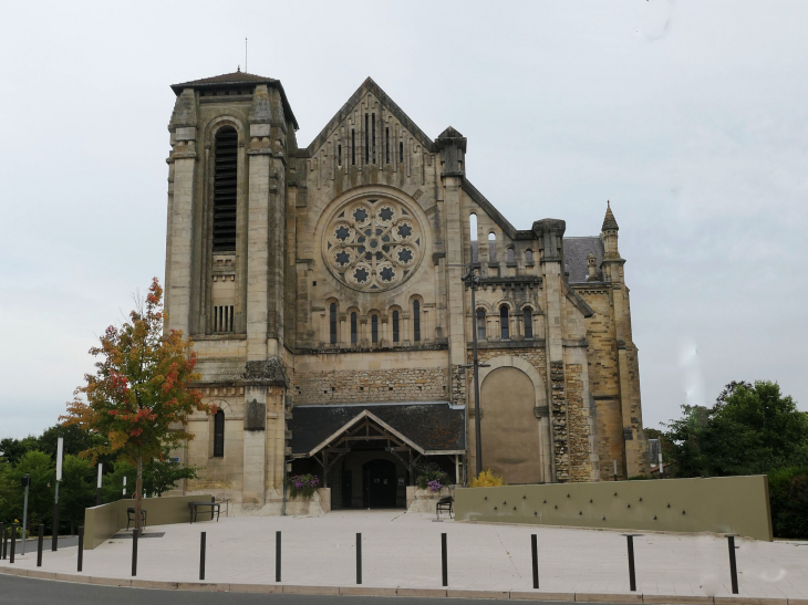 Ville basse : l'église Saint Jean - Bar-le-Duc