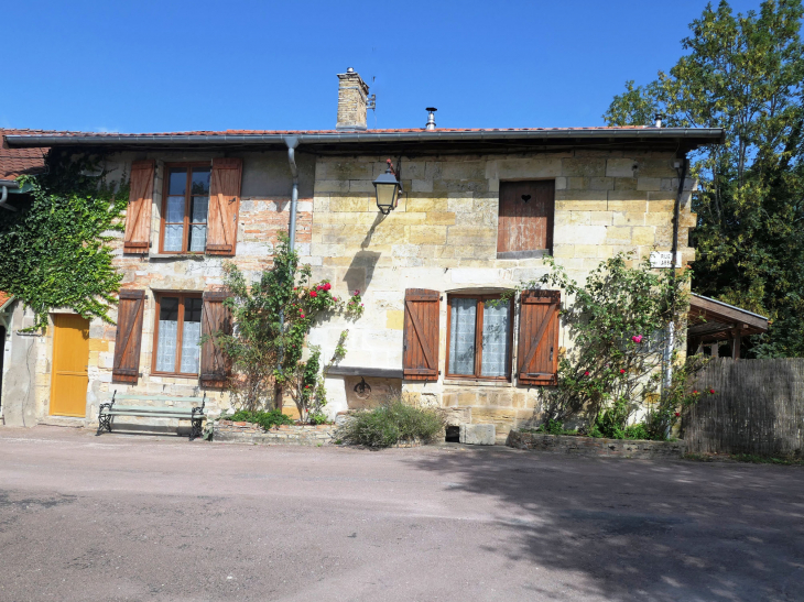 Maison rue de l'abbaye - Beaulieu-en-Argonne