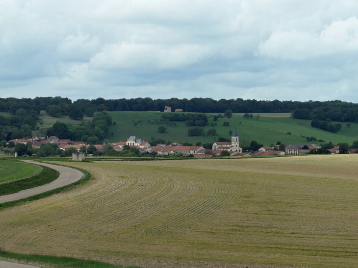 Vue sur le village - Béthelainville