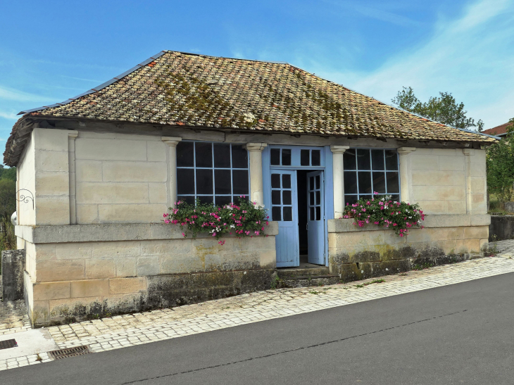 Lavoir - Bonnet