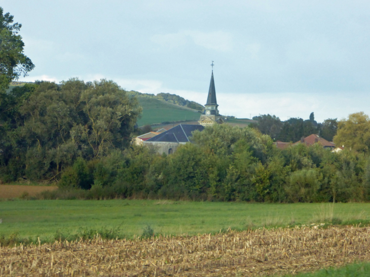 Vue sur le village - Chaillon