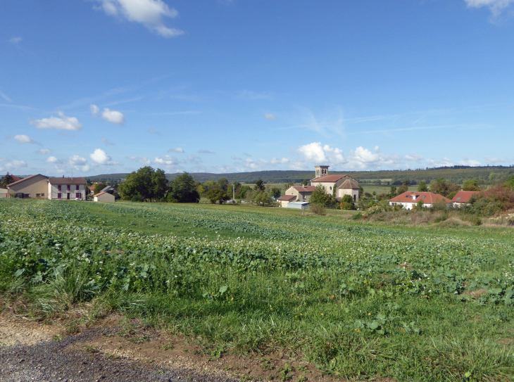 Neuville vue du côteau - Champneuville