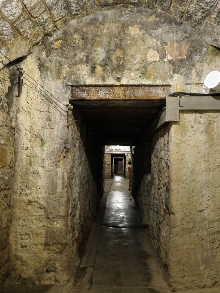 Couloir dans le fort - Douaumont