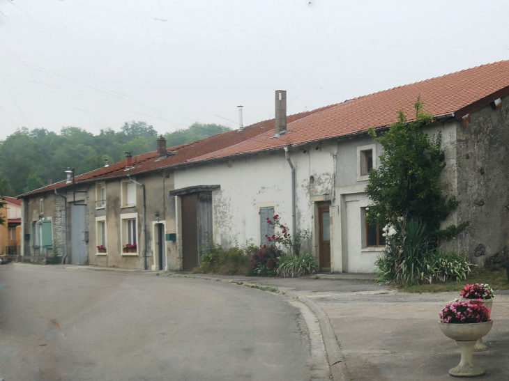 Maisons du village - Érize-la-Brûlée