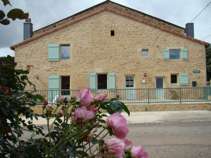 Maison restaurée engite - Flassigny