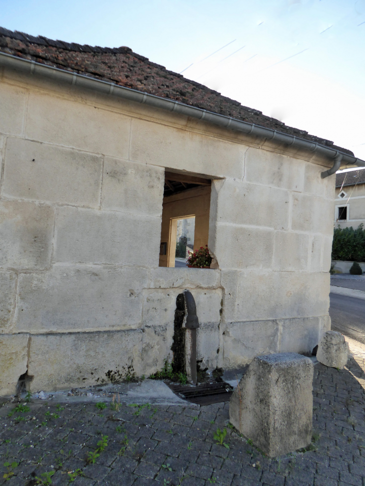 Le lavoir - Frémeréville-sous-les-Côtes