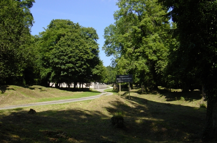 Entrée, depuis Samogneux, de Haumont - Haumont-près-Samogneux