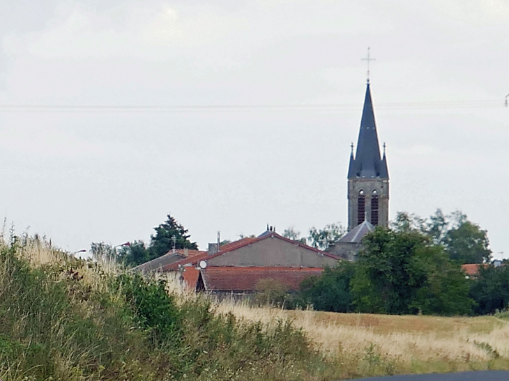 Vue sur le village - Hévilliers