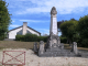 Photo suivante de Laheycourt le monument aux morts devant l'église