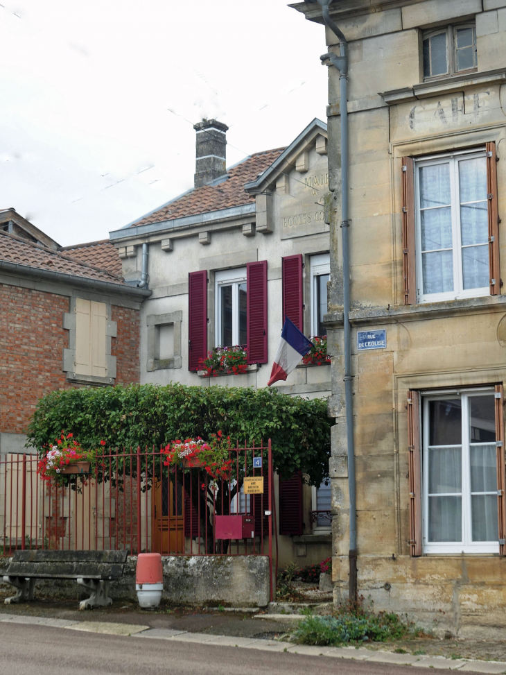 La mairie - Lavincourt