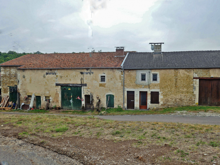 Maisons - Les Roises