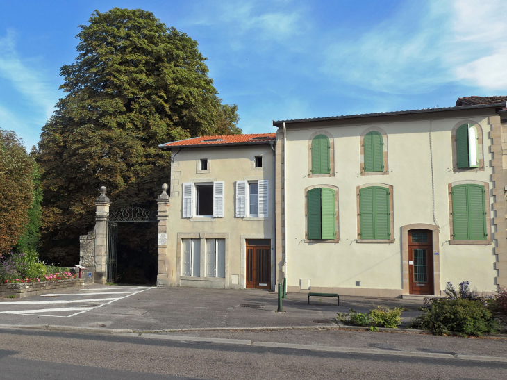 Rue de Strasbourg : l'entrée du parc des Luxembourg - Ligny-en-Barrois