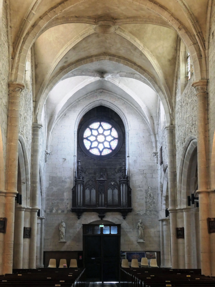 Dans l'église Notre Dame des Vertus - Ligny-en-Barrois