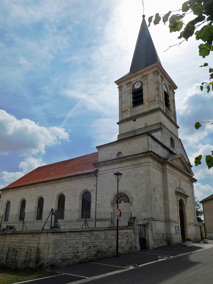 L'église - Mandres-en-Barrois