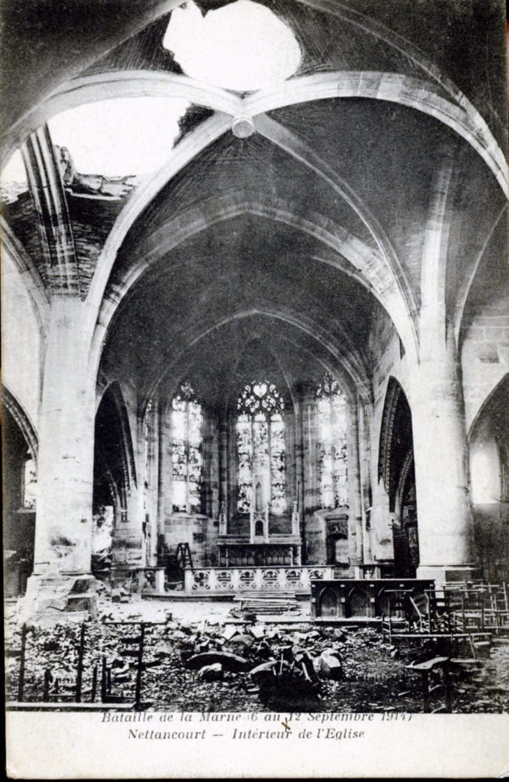 Bataille de la Marne (6 au 12 septembre 1914) - Intérieur de l'église. (carte postale ancienne). - Nettancourt