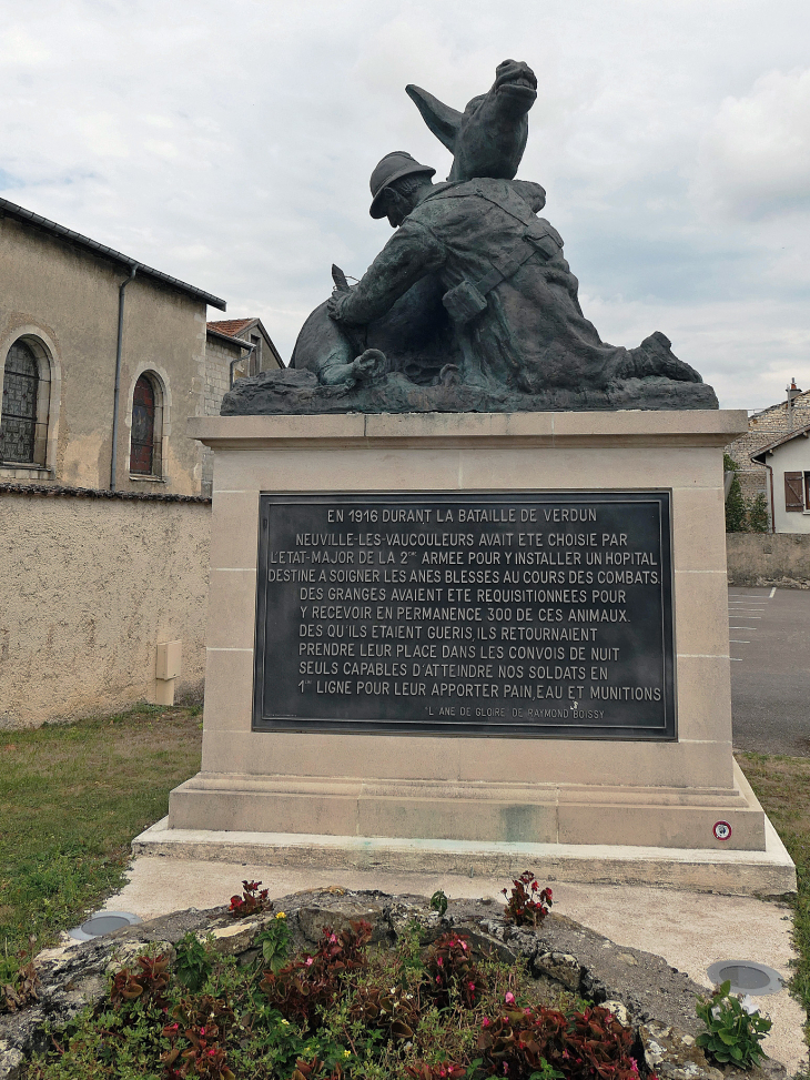 Monuments aux ânes victimes de la guerre 14-18 - Neuville-lès-Vaucouleurs