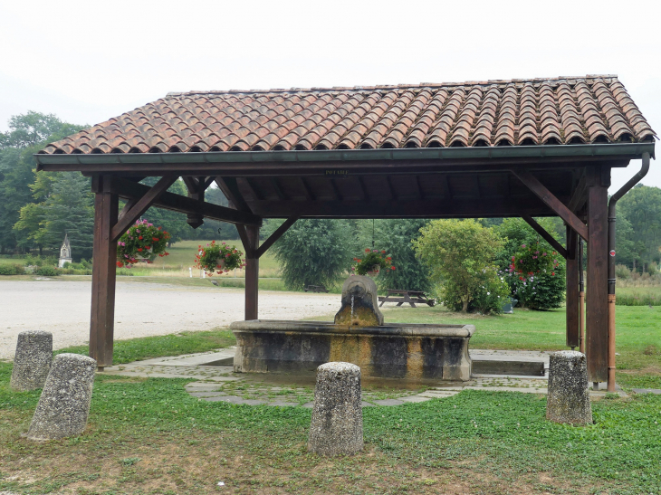 Le lavoir - Rambluzin-et-Benoite-Vaux