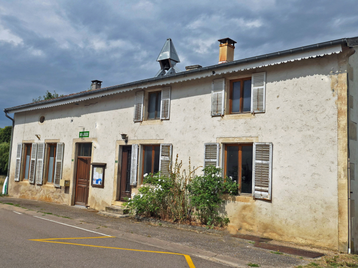 Maisons lorraines alignées - Rupt-devant-Saint-Mihiel