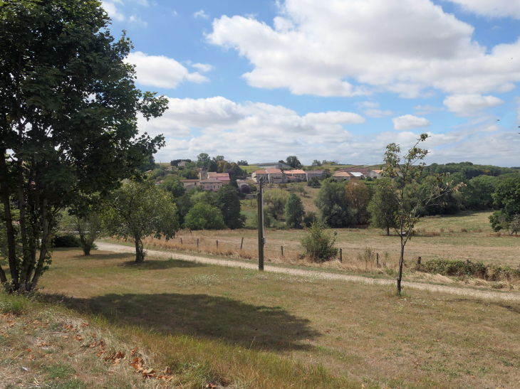 Vue sur le village - Saint-André-en-Barrois