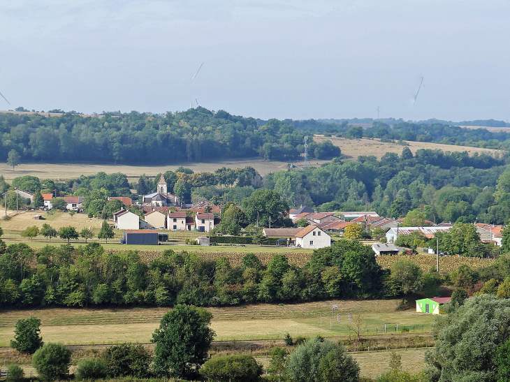 Vue sur le village - Saint-Joire