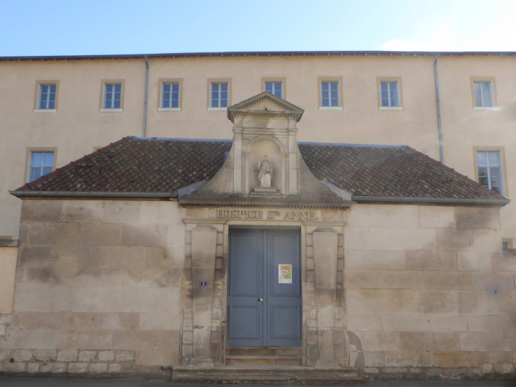 L'hôpital : ancien hospice Sainte Anne - Saint-Mihiel