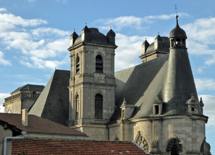 Les toits de l'église Saint Etienne - Saint-Mihiel