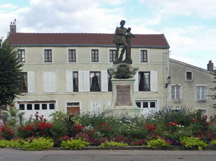 Place Ligier-Richier - Saint-Mihiel