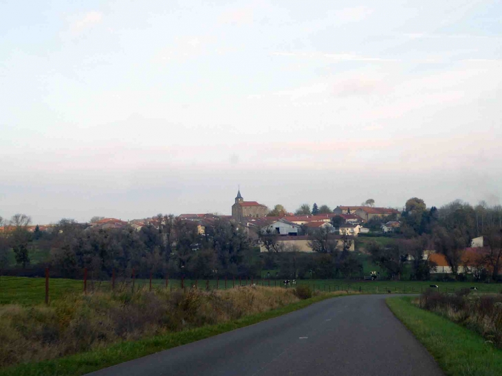 Vue sur le village - Saint-Pierrevillers