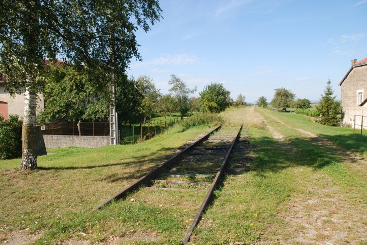 Sassey   pres  du pont - Sassey-sur-Meuse