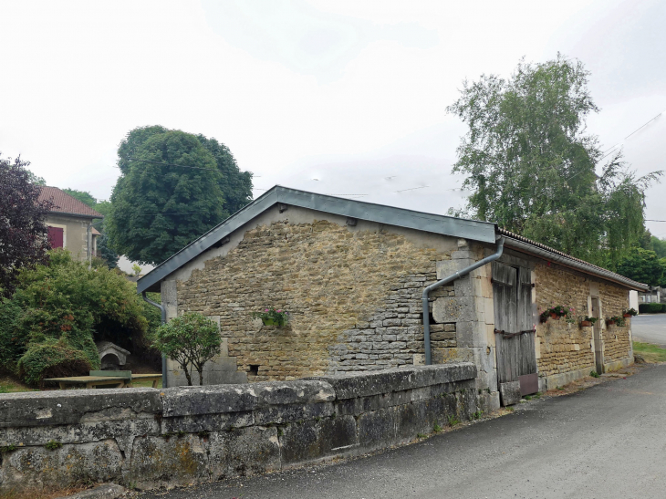 Le lavoir - Senoncourt-les-Maujouy