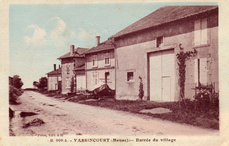 Entrée du Village - Vassincourt