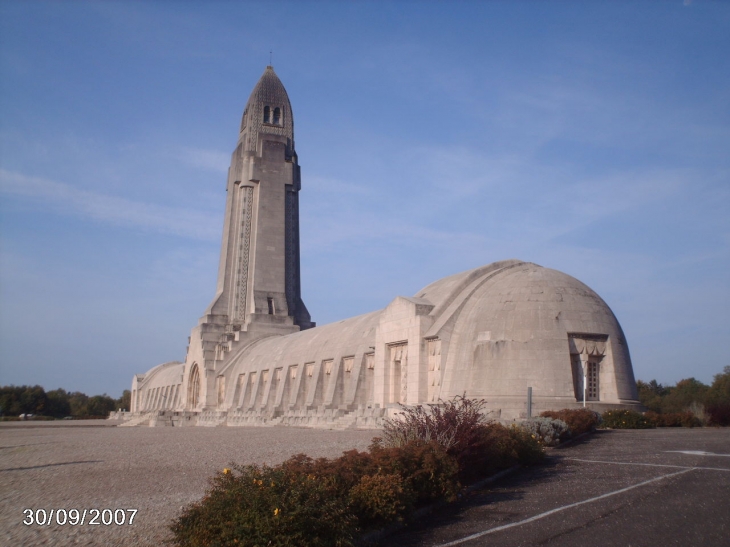 Ossuaire de Douaumont - Verdun