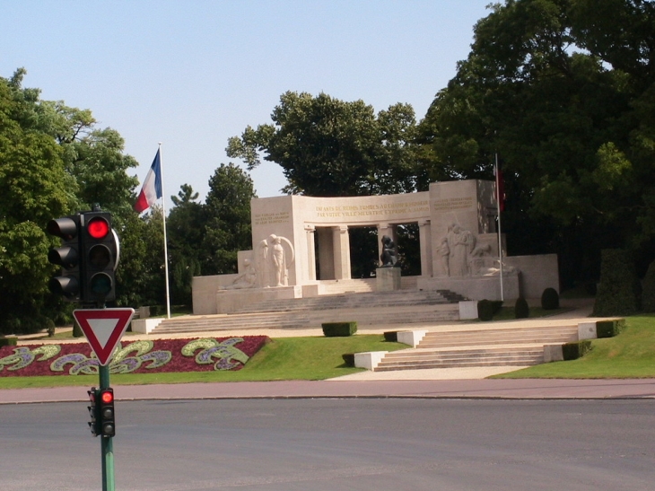 Monument aux Morts - Verdun